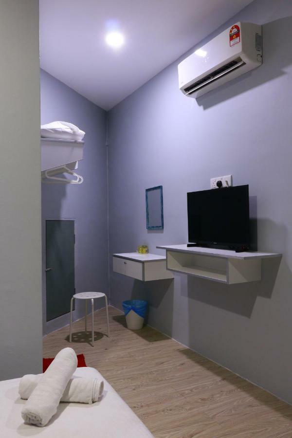 B' 호텔 카장 까장 외부 사진